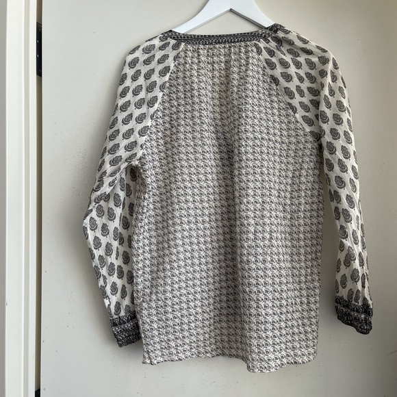 Soft Joie Print V Neck Tassel Blouse - Picture 2 of 5